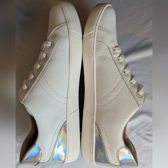Naturalizer Morrison White Leather Sneakers With Silver Holographic Heel Size 9w - Picture 5 of 9